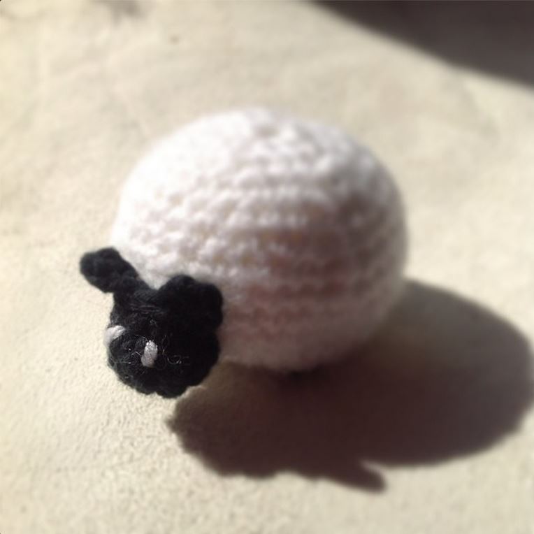 Spring Squishy - sheep. Free pattern