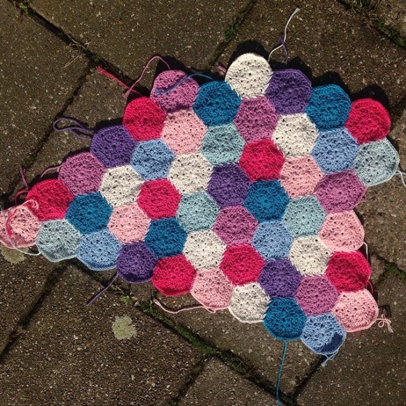 #crochetmoodblanket2014 update on missneriss.com