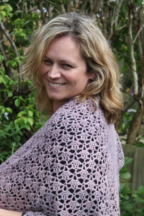 Spring Shawl in Malabrigo Silky Merino on missneriss.com #crochet #yarn