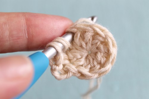 V-Stitch step 3 - skip 1 stitch, DC into the next stitch