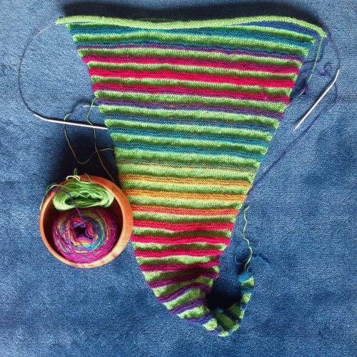 KIKA scarf by Scheepjeswol - About half way, waiting for the yellow to reappear.