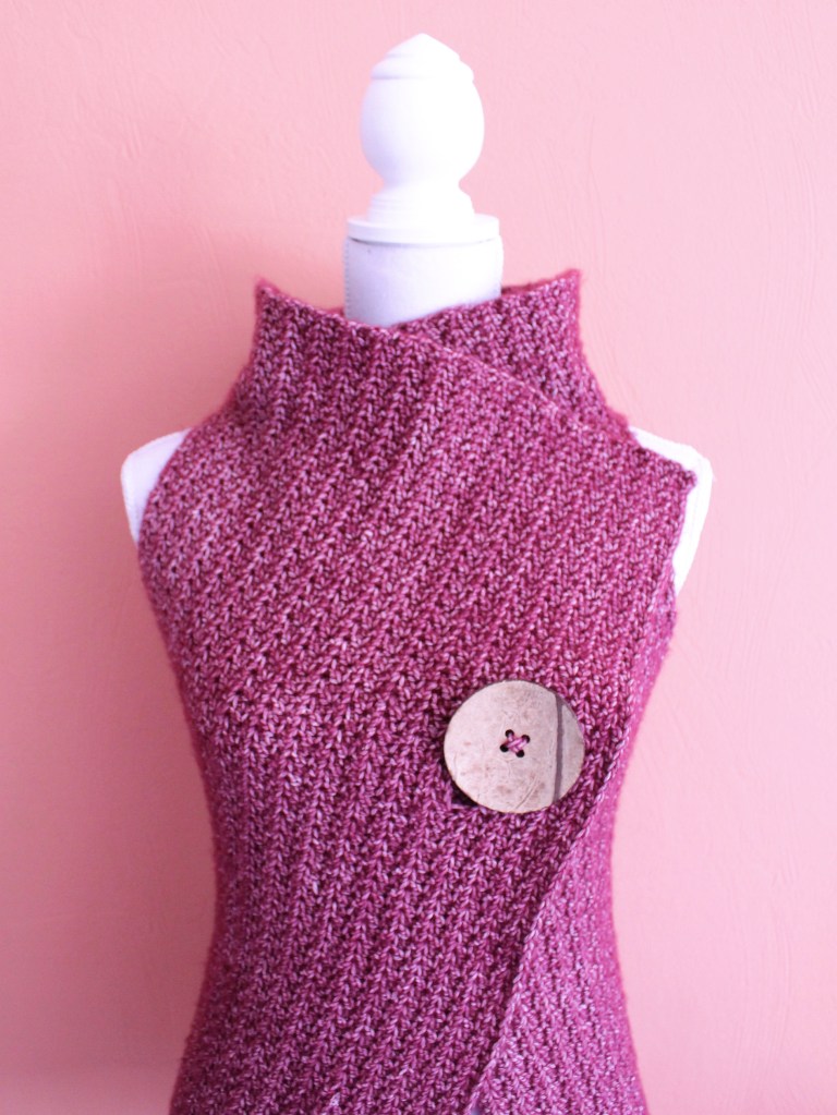 Peek-a-Boo Button Wrap Pattern Size S-XL | MissNeriss