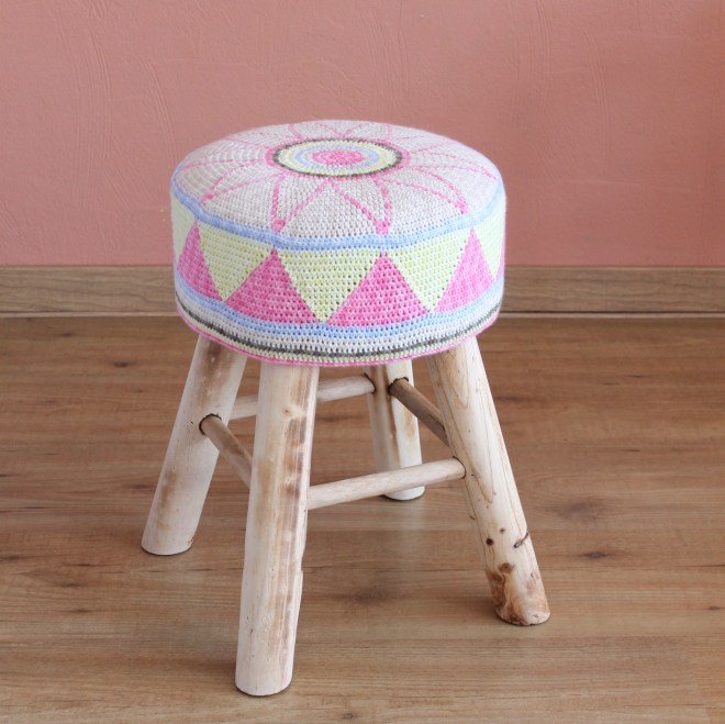Tapestry crochet stool by missneriss
