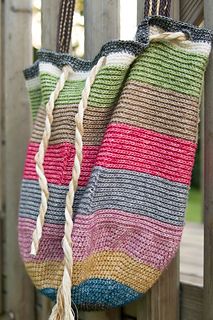 Stone Washed Beach Bag by Marinke Slump. Yarn and pattern to be found on Deramores: http://tidd.ly/1849b2b8