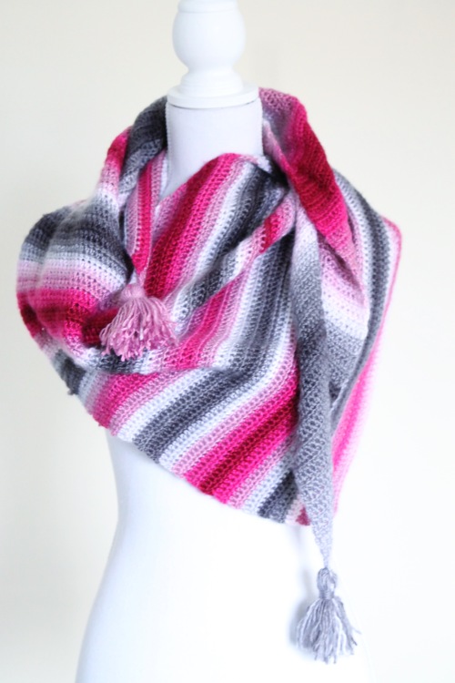 Cherry Blossom shawl, free crochet pattern