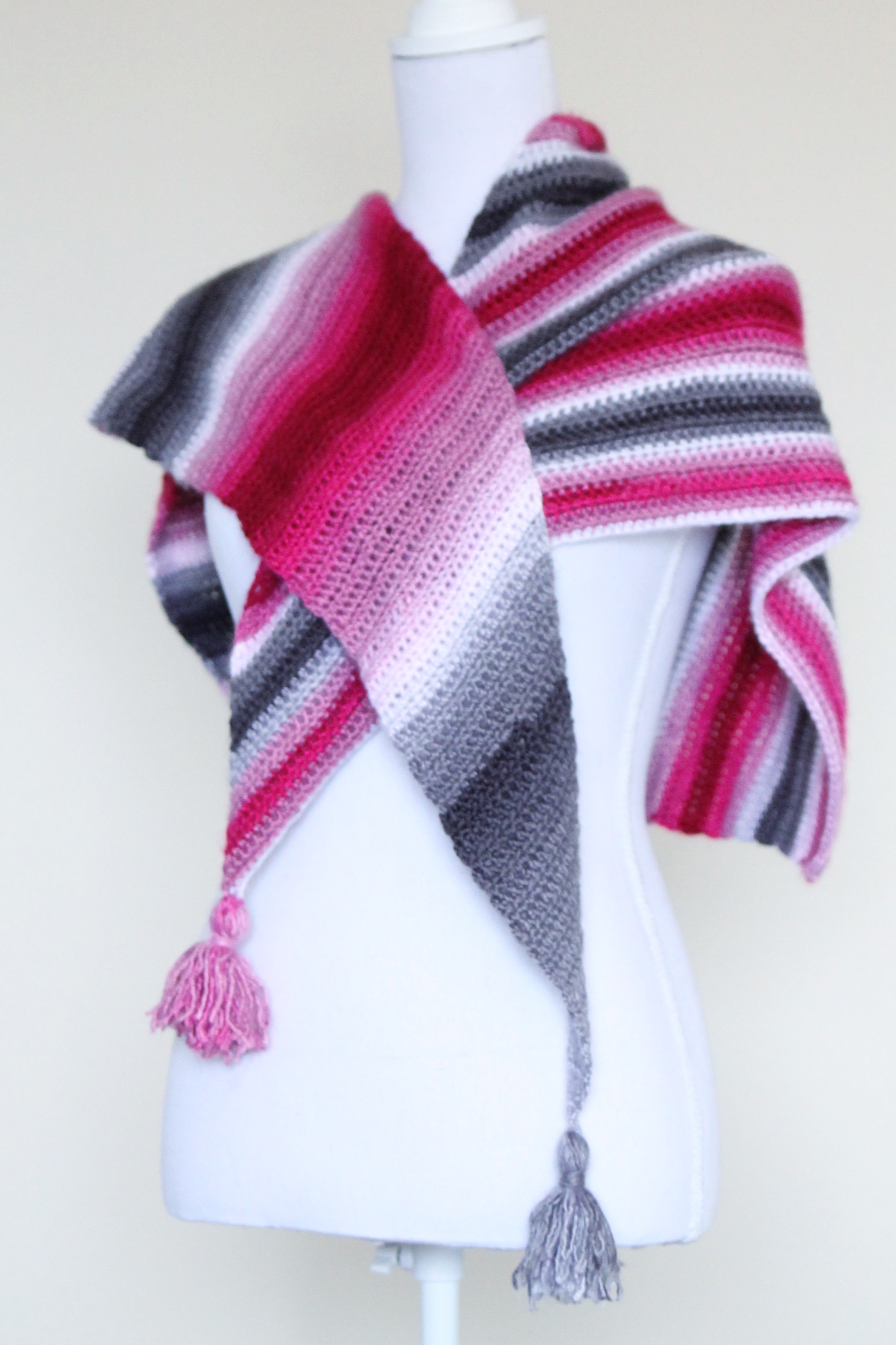 Cherry Blossom shawl, free crochet pattern