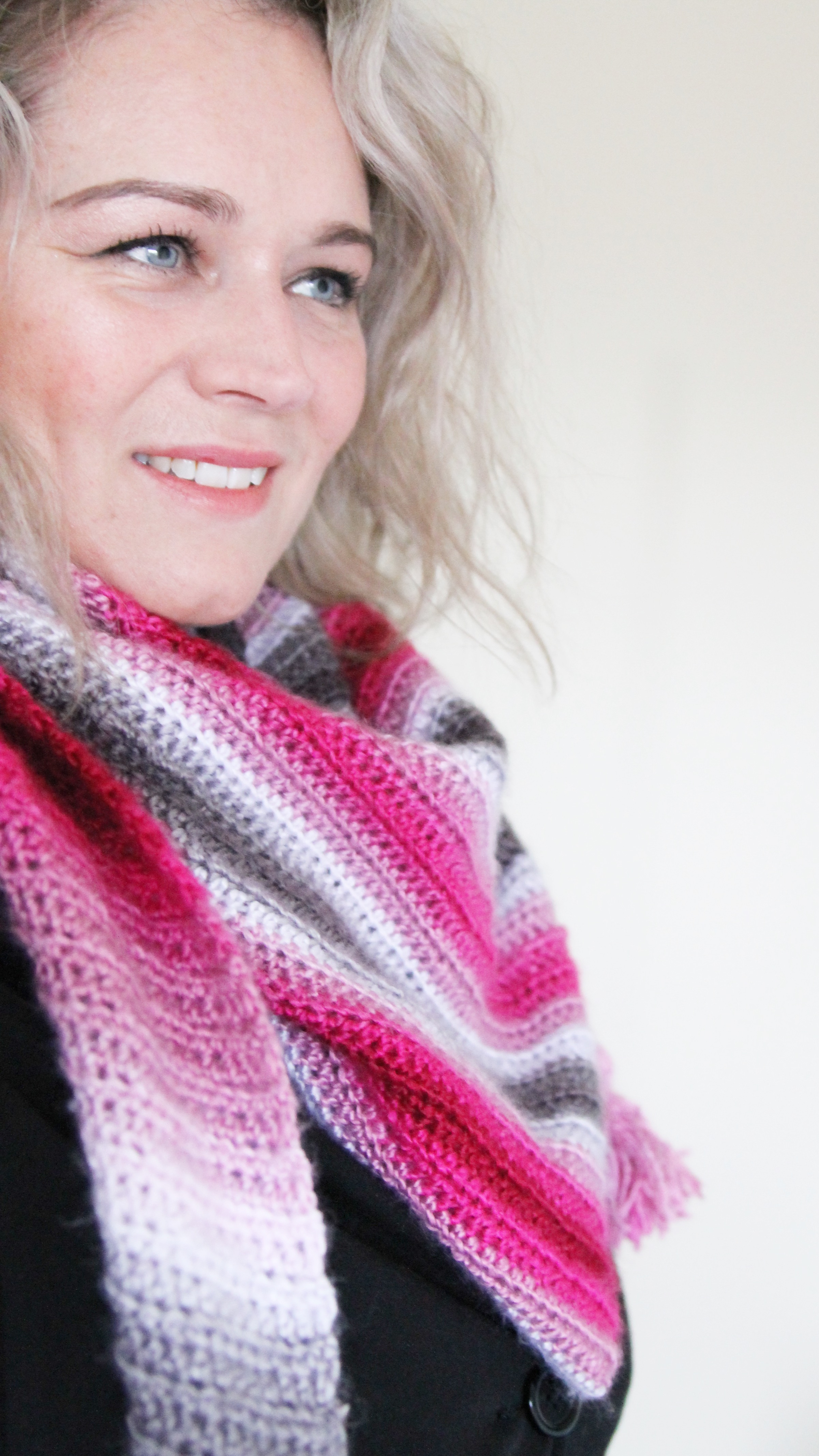 Cherry Blossom shawl, free crochet pattern