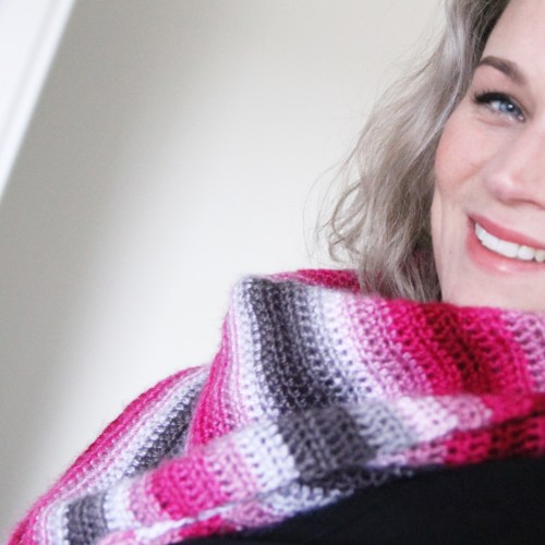 Cherry Blossom shawl, free crochet pattern