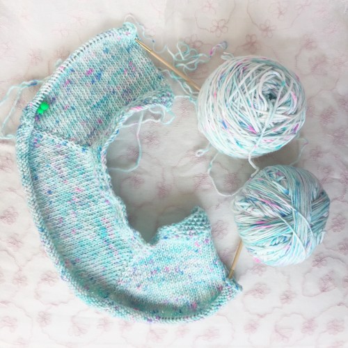 Jane cardigan by Georgia Nicholson on Ravelry. Yarn: Mintfetti by We Love Knitting