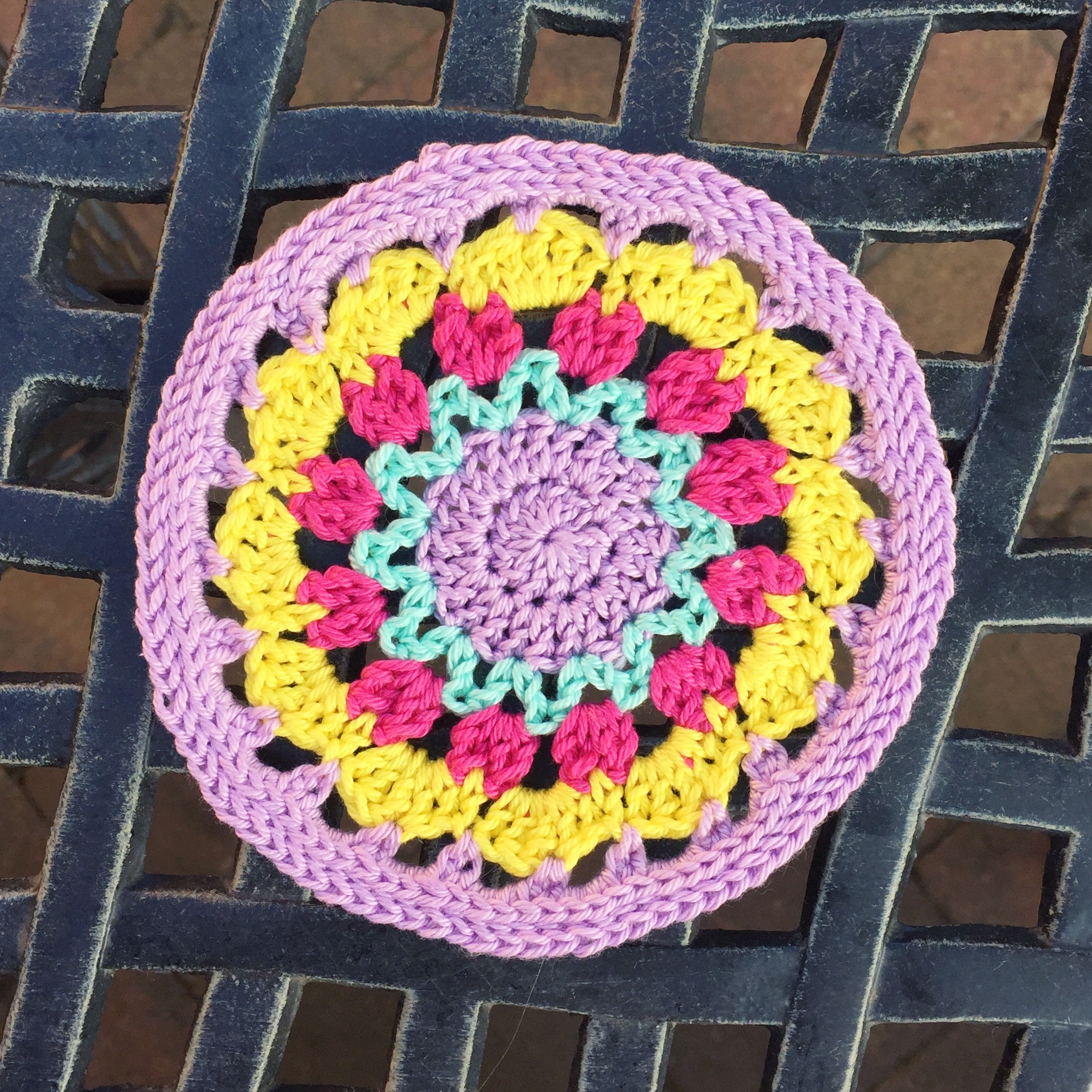 Spring crochet motif by @missneriss using Scheepjes Catona, available from Wool Warehouse http://bit.ly/wwcatona