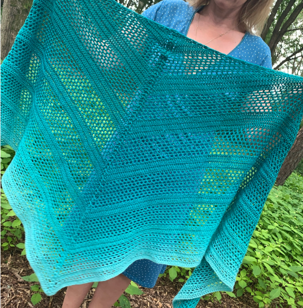 Close up of Shallow shawl